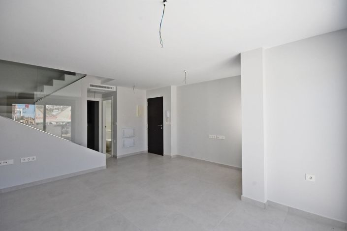 Image No.15-3 Bed Villa for sale