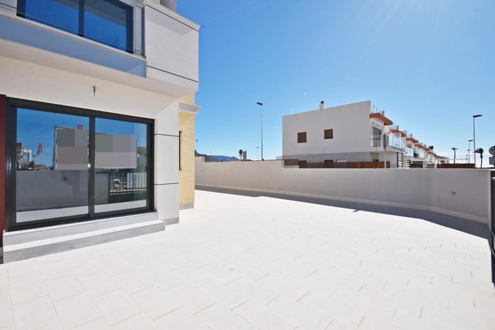 Image No.39-3 Bed Villa for sale