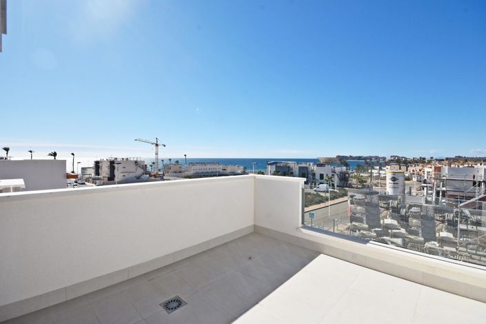Image No.4-3 Bed Villa for sale