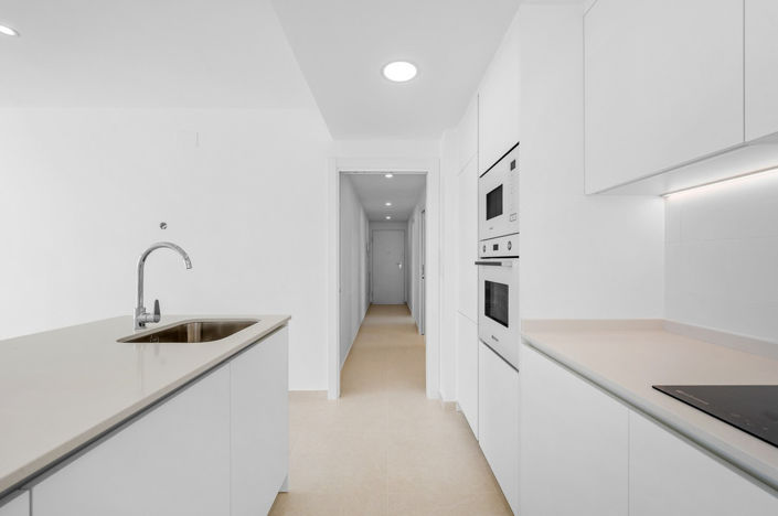 Image No.9-2 Bed Apartment for sale