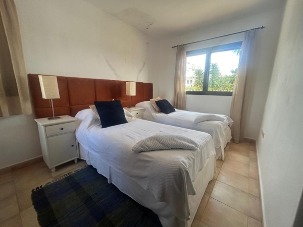 Image No.27-3 Bed Villa for sale