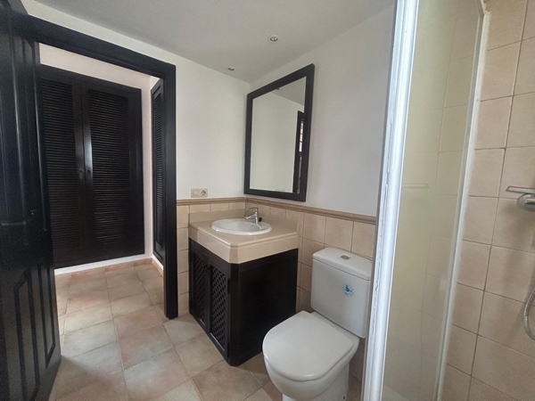 Image No.38-3 Bed Villa for sale