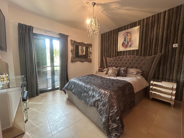 Image No.26-2 Bed Apartment for sale
