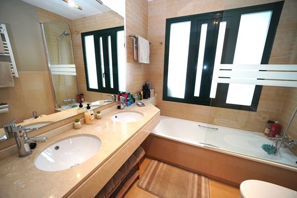 Image No.23-2 Bed Apartment for sale