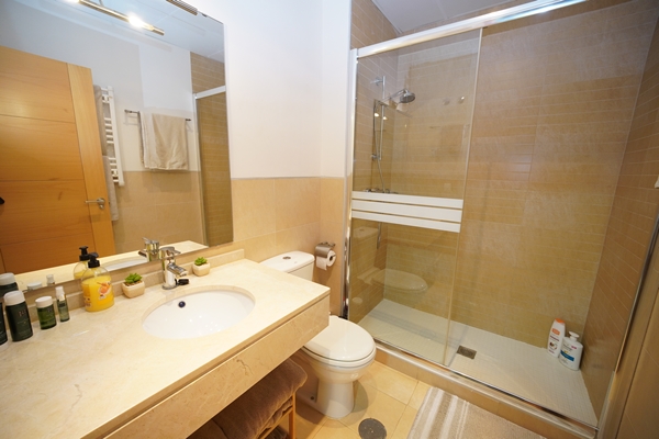 Image No.27-2 Bed Apartment for sale