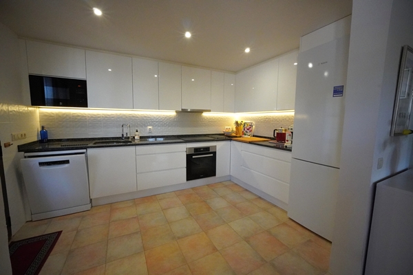 Image No.15-3 Bed Villa for sale