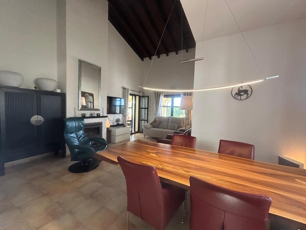 Image No.17-3 Bed Villa for sale