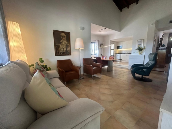 Image No.18-3 Bed Villa for sale