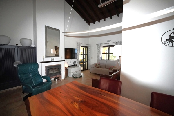 Image No.20-3 Bed Villa for sale