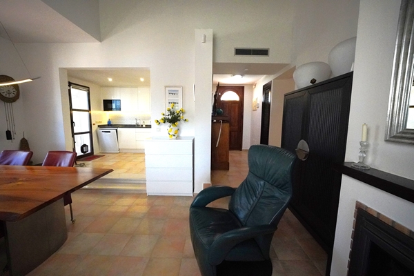 Image No.24-3 Bed Villa for sale