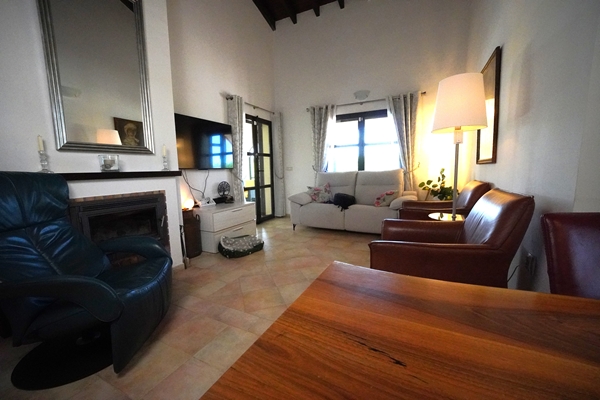 Image No.25-3 Bed Villa for sale