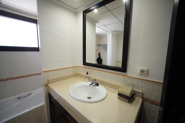 Image No.26-3 Bed Villa for sale