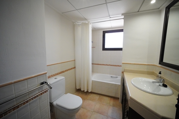 Image No.27-3 Bed Villa for sale