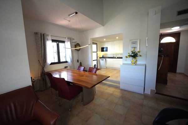 Image No.34-3 Bed Villa for sale
