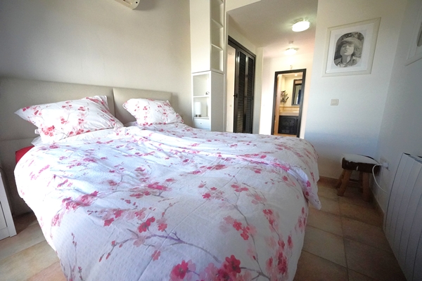Image No.37-3 Bed Villa for sale