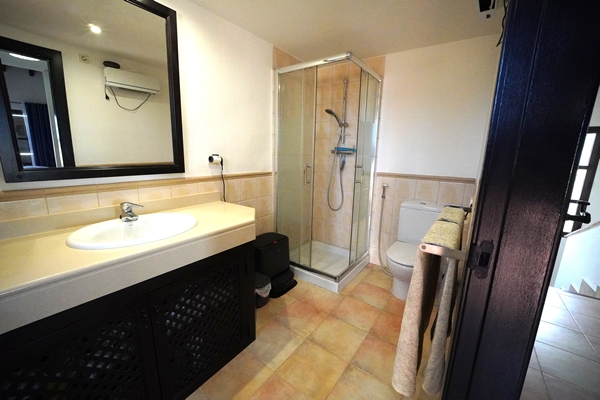 Image No.40-3 Bed Villa for sale