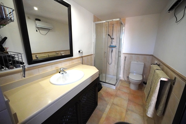 Image No.48-3 Bed Villa for sale
