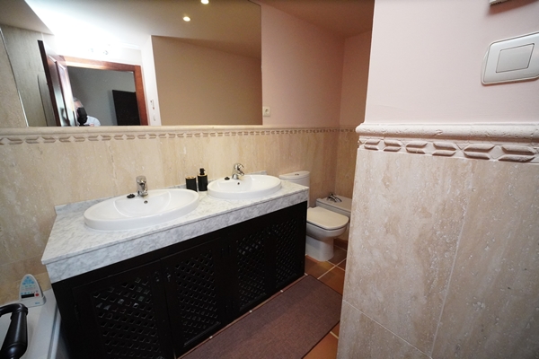 Image No.29-2 Bed Apartment for sale