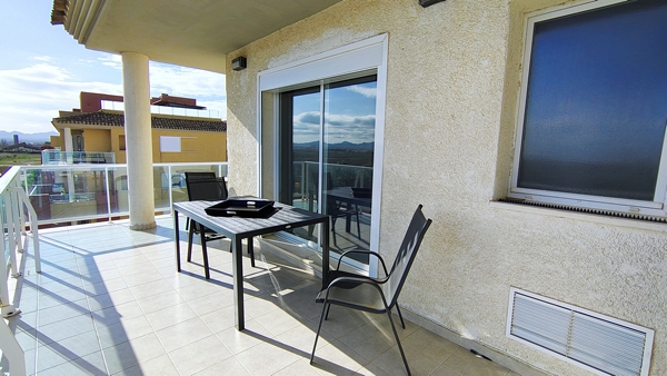 Image No.10-3 Bed Apartment for sale