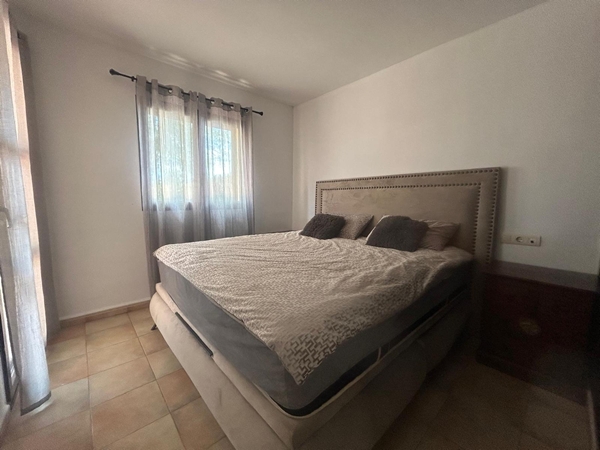 Image No.18-2 Bed Villa for sale