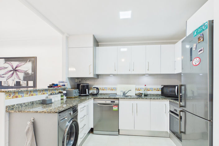 Image No.3-3 Bed Apartment for sale