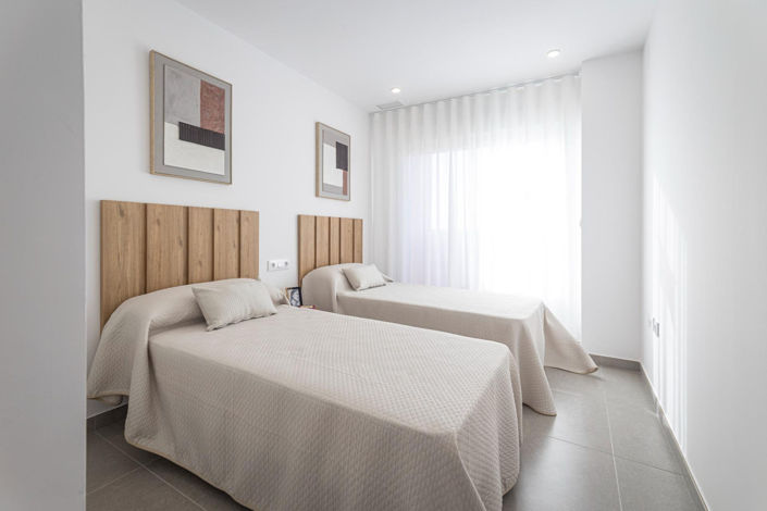Image No.10-2 Bed Apartment for sale