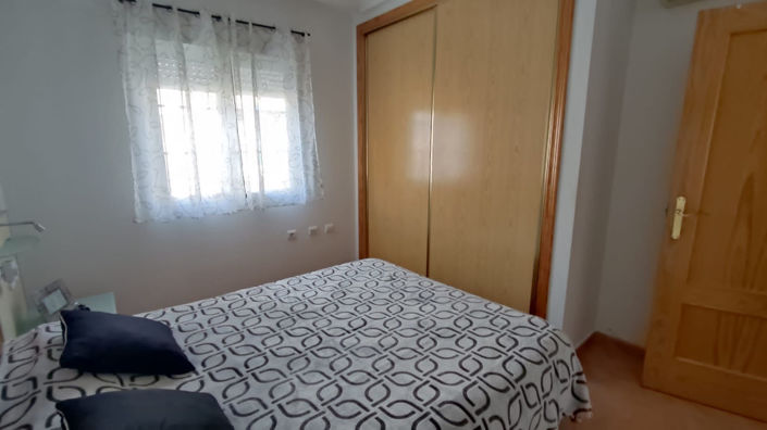 Image No.8-3 Bed Apartment for sale