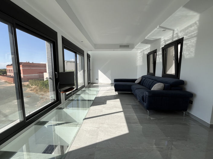 Image No.15-3 Bed Villa for sale