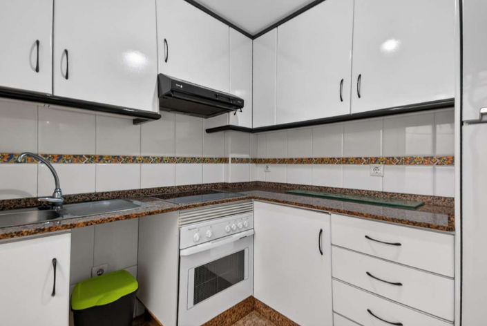 Image No.3-2 Bed Villa for sale