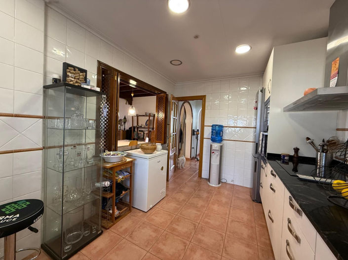 Image No.6-4 Bed Villa for sale