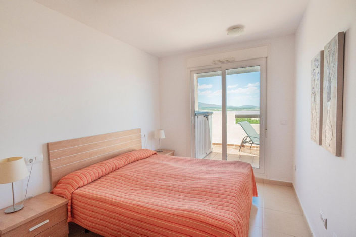 Image No.9-2 Bed Apartment for sale