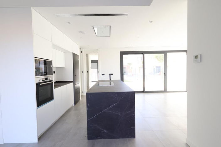 Image No.6-3 Bed Villa for sale