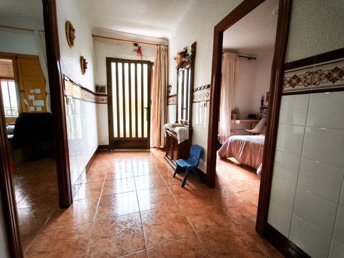 Image No.8-4 Bed Villa for sale