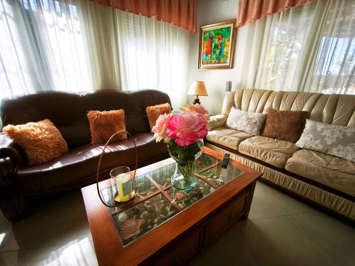 Image No.10-4 Bed Villa for sale