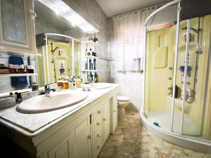Image No.26-4 Bed Villa for sale