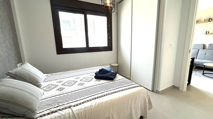 Image No.11-2 Bed Apartment for sale