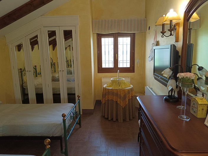 Image No.12-5 Bed Villa for sale