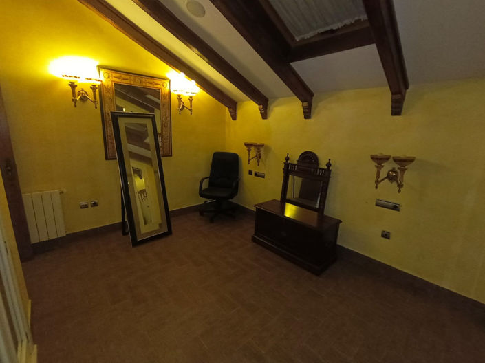 Image No.15-5 Bed Villa for sale