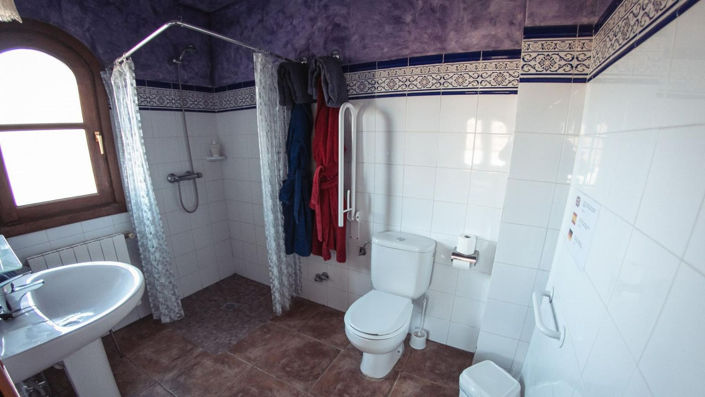 Image No.8-8 Bed Villa for sale