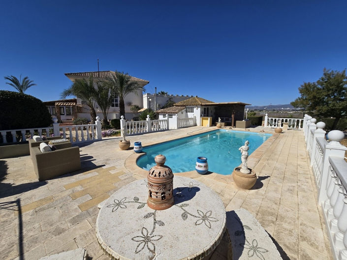 Image No.3-Villa de 5 chambres à vendre à Lorca