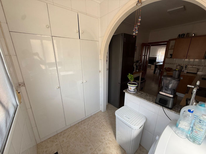 Image No.10-3 Bed Apartment for sale