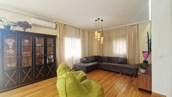 Image No.17-4 Bed Villa for sale