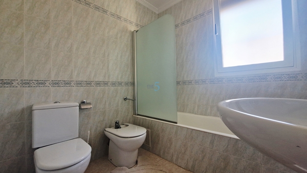 Image No.22-4 Bed Villa for sale