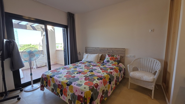 Image No.20-2 Bed Apartment for sale