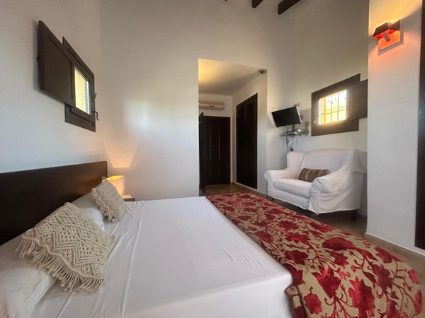 Image No.32-3 Bed Villa for sale