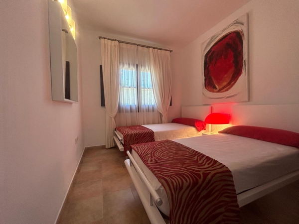 Image No.37-3 Bed Villa for sale