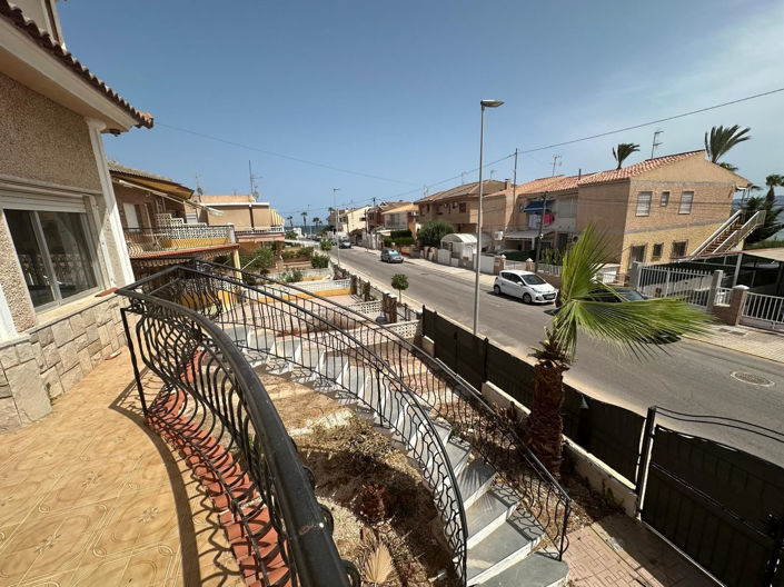 Image No.4-3 Bed Villa for sale