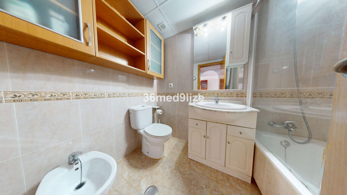 Image No.16-Appartement de 2 chambres à vendre