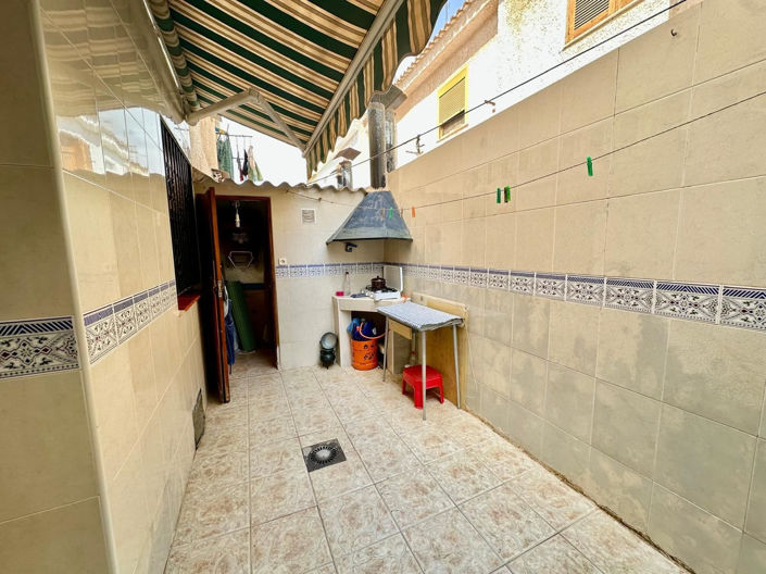Image No.18-2 Bed Apartment for sale