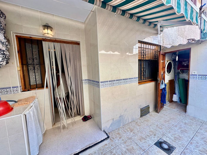 Image No.19-2 Bed Apartment for sale